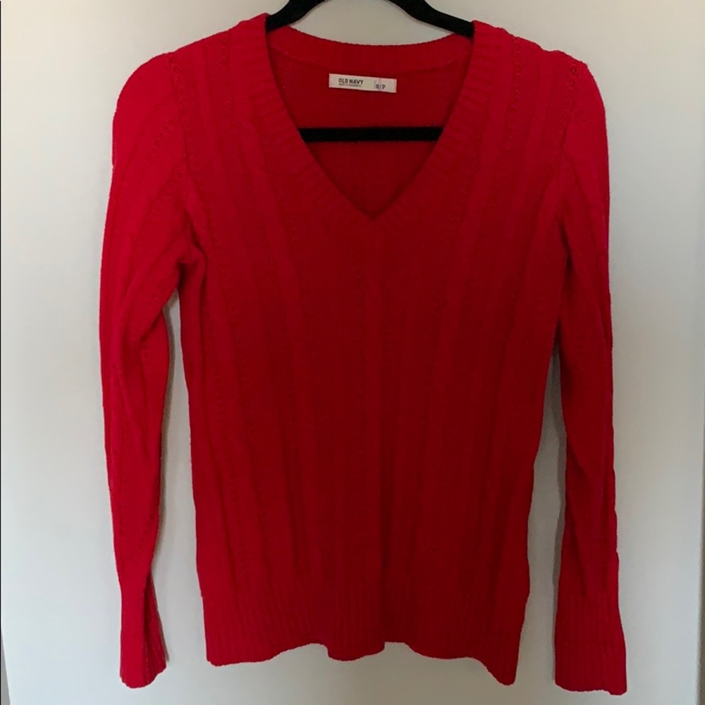 Red sweater - Picture 1 of 2